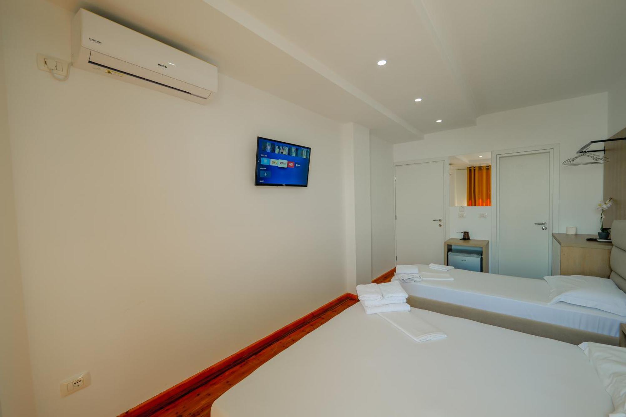 Hotel Summer Sarande Ngoại thất bức ảnh