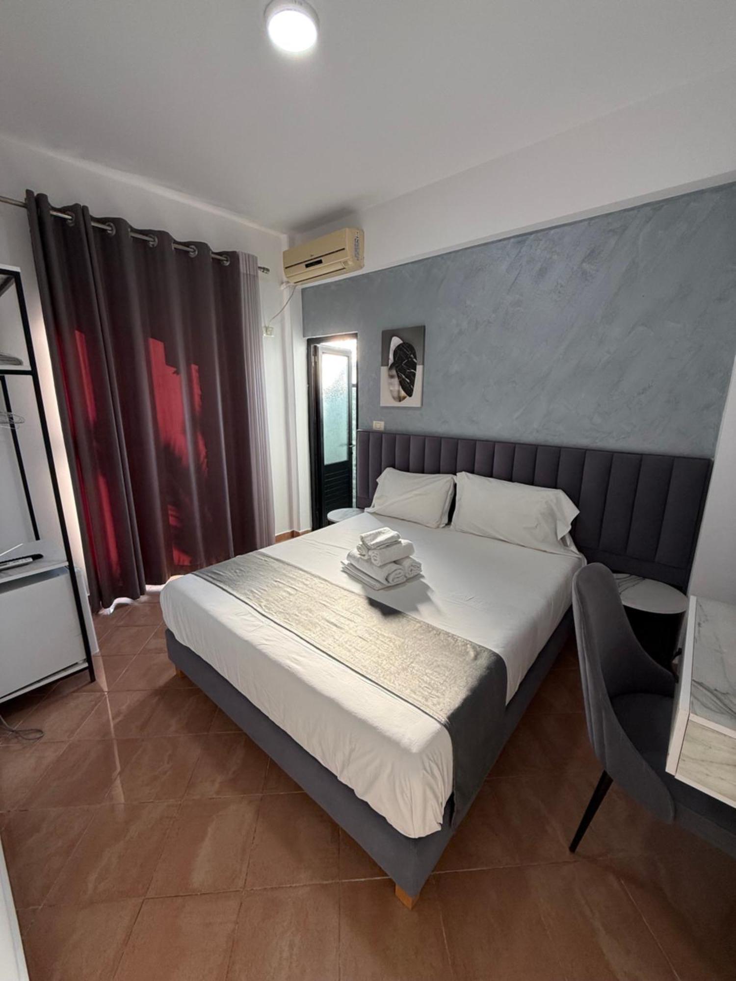 Hotel Summer Sarande Ngoại thất bức ảnh